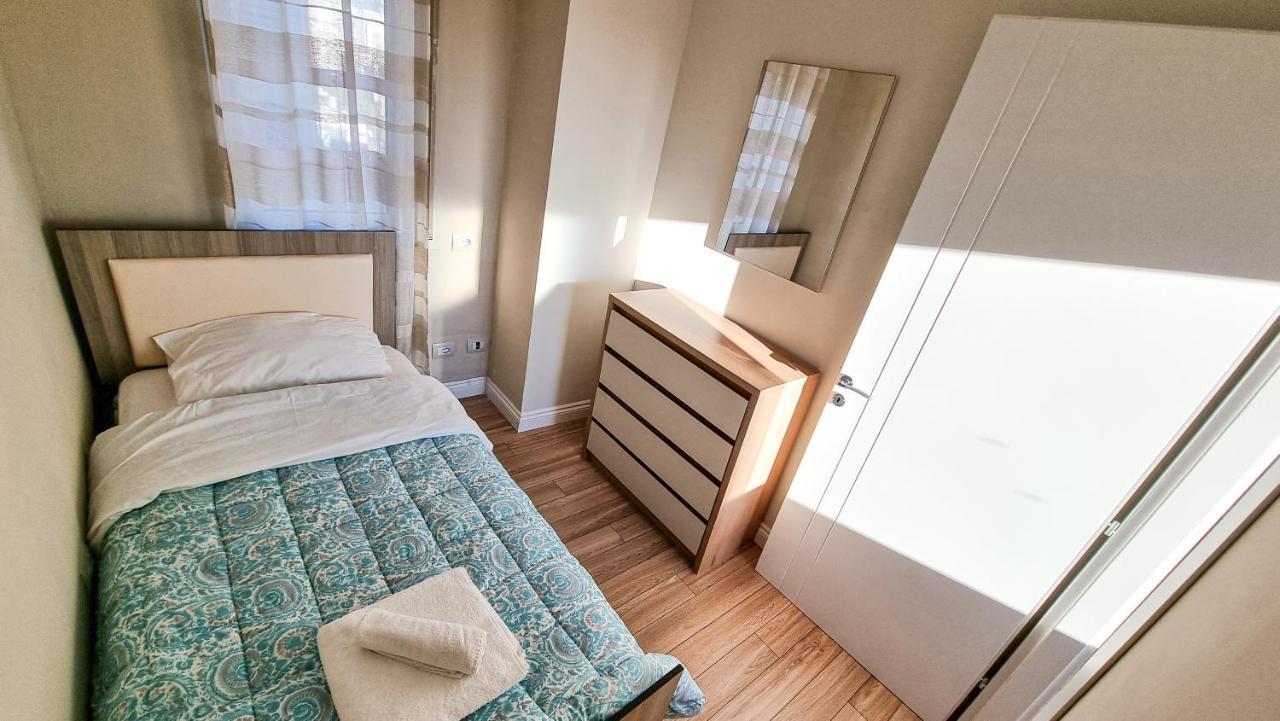Skyline View 2Br Apartment Tiranë Ngoại thất bức ảnh