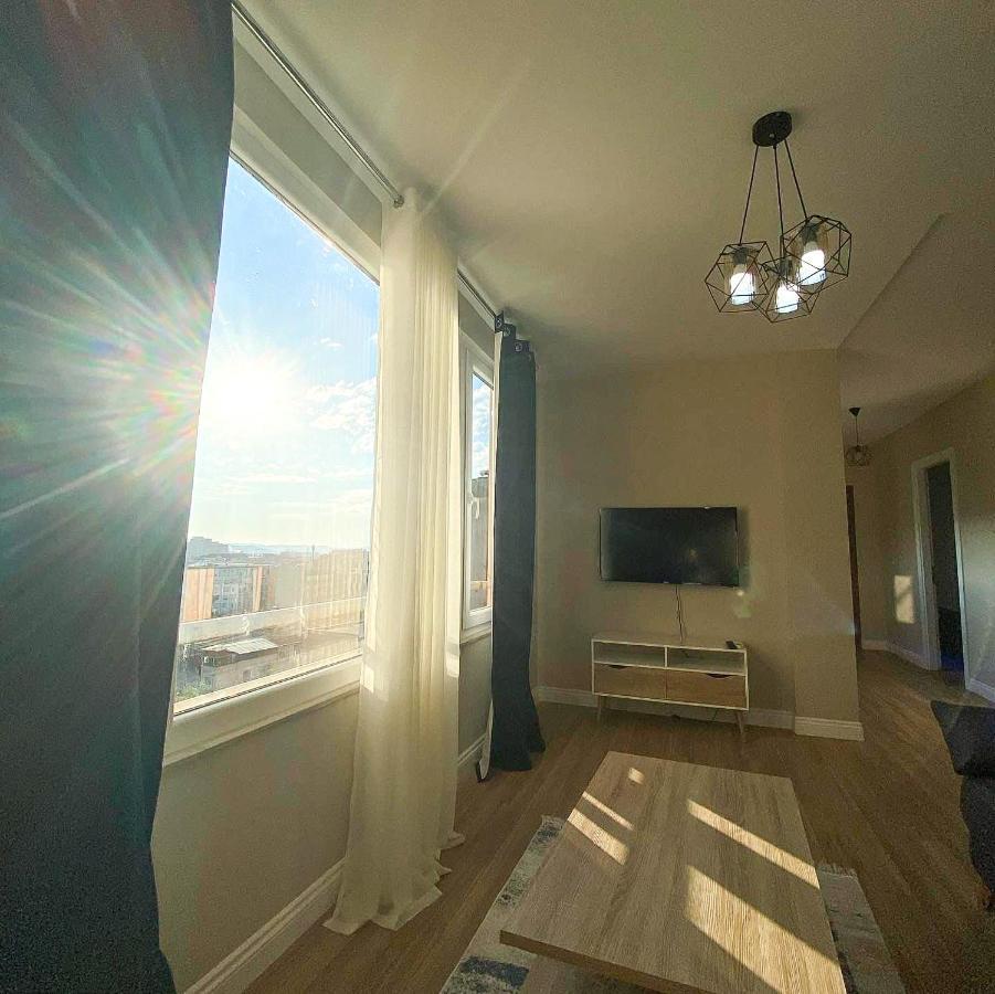 Skyline View 2Br Apartment Tiranë Ngoại thất bức ảnh
