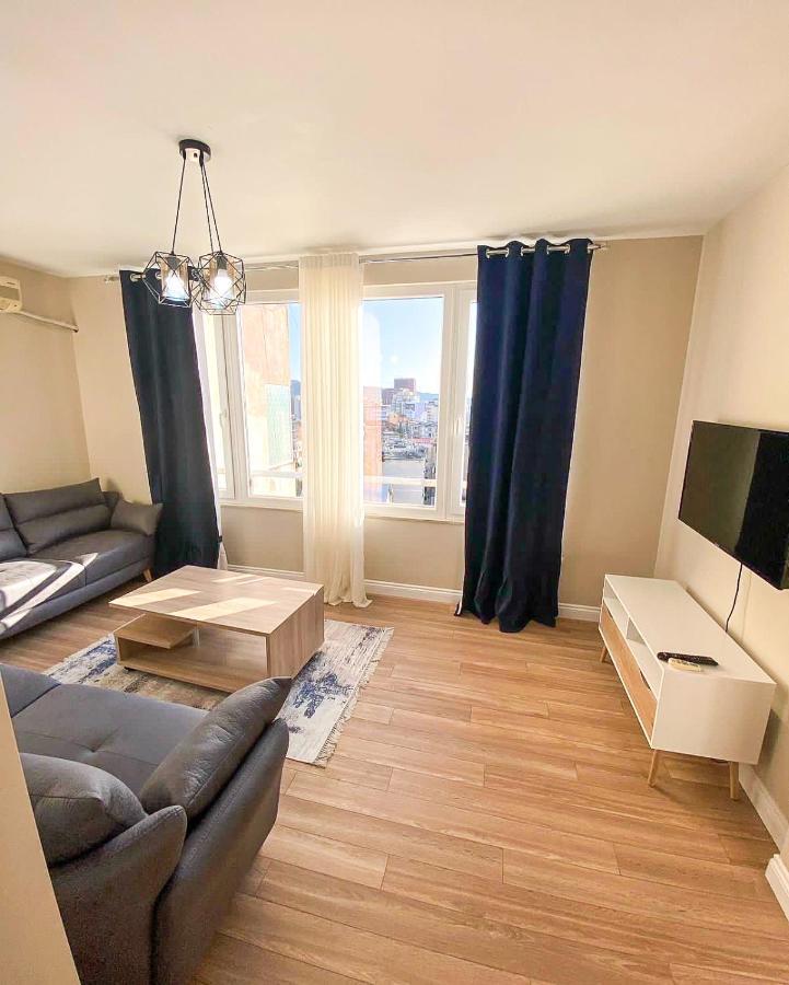 Skyline View 2Br Apartment Tiranë Ngoại thất bức ảnh